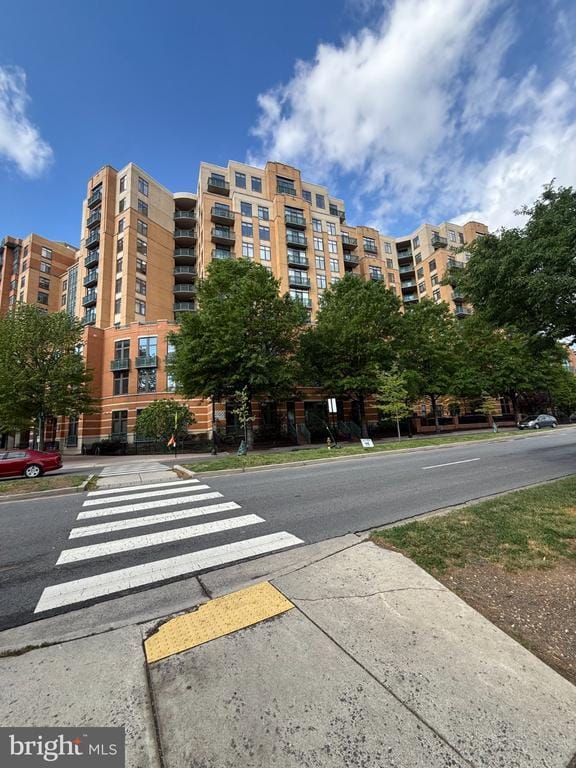 Building Photo - 2720 S Arlington Mill Dr Unit 403