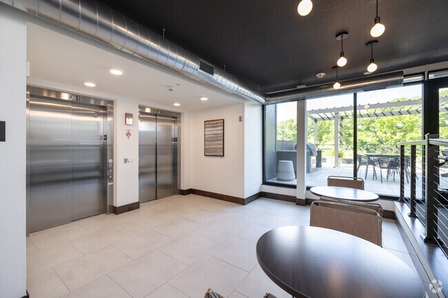 Ascensores - Fenview Flats