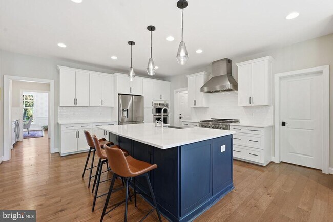 Photo - 2516 Villanova Dr