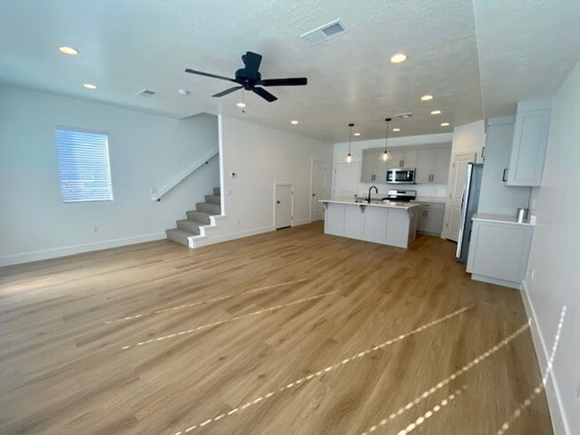 Photo - DARLING TOWNHOME FOR RENT!
