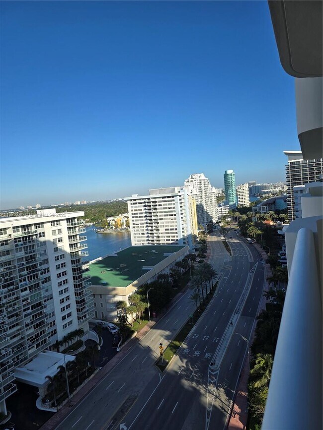 Photo - 5757 Collins Ave Unit 1902