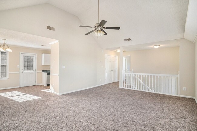 Photo - 3 bdrm, 2 bath home in Ellenwood!