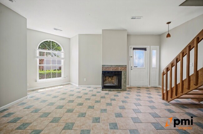 Photo - 2 Bed 2.5 Bath renovated townhome Virginia Beach