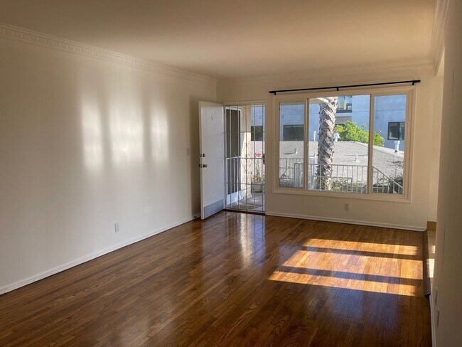 Photo - Hayworth Flats Unit 05