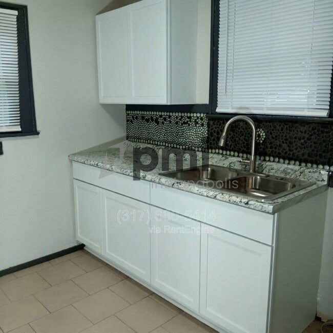 Photo - 1619 S Randolph St