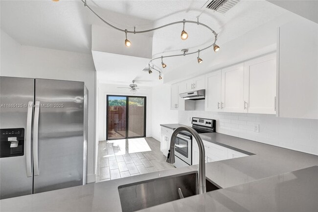 Photo - 4163 SW 85th Ave