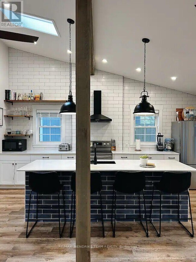 Photo - 399 Elmwood Ave