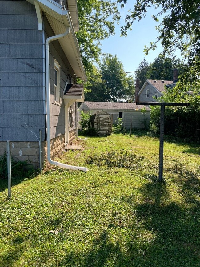 Photo - 605 W Beechwood Ave