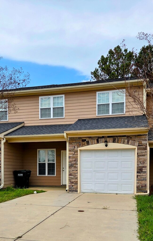 Photo - 113 Beechleaf Ct