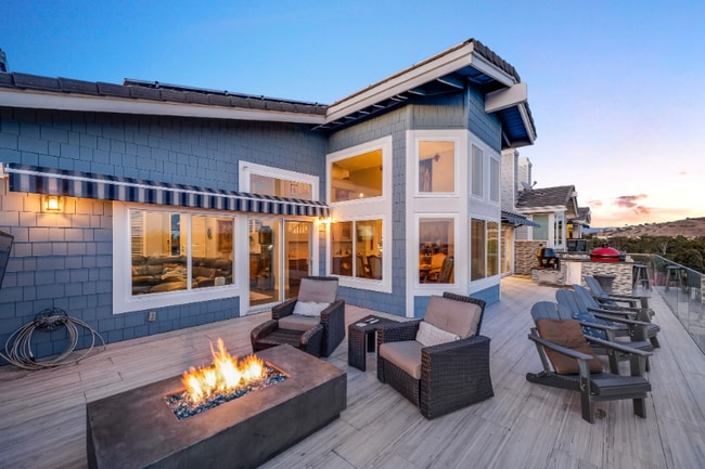 Photo - 34032 Bedford Ln