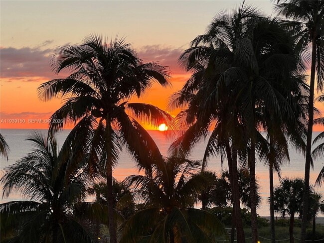 Photo - 2555 Collins Ave Unit 1504