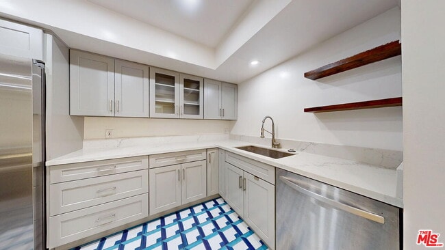 Photo - 6752 Hillpark Dr Unidad 303