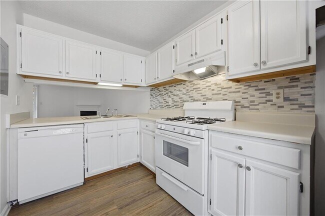 Photo - 4066 Heritage Valley Ct