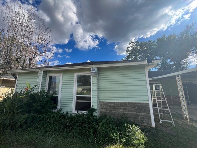 Photo - 5942 Ridgeway Dr