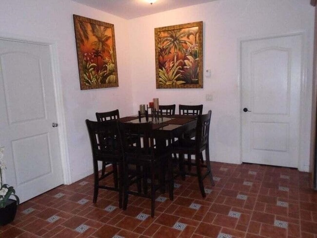 Photo - 11937 Sturbridge Ln Townhome