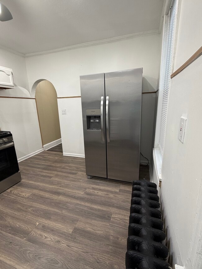 Photo - 1815 W 2nd St