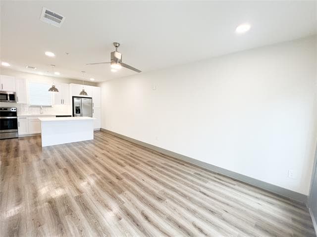 Photo - 4020 McEwen Rd