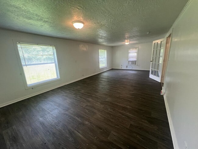 Photo - 8206 Sunflower Dr