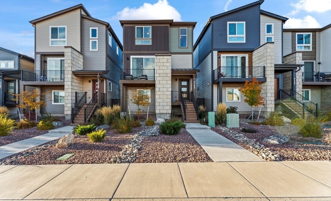 Building Photo - 7143 Hunter Jumper Dr