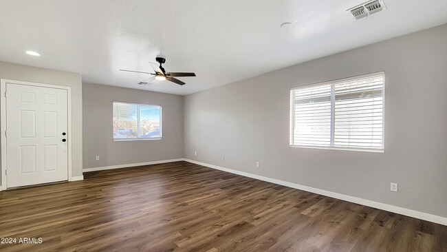 Photo - 10201 N 115th Dr