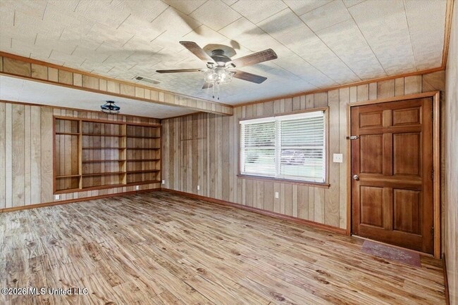 1141 Gunter Rd