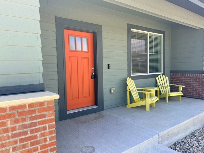 Photo - Bright Modern Home in TimberVine - 3 Bed, 2.5 Bath, 2 Car Garage