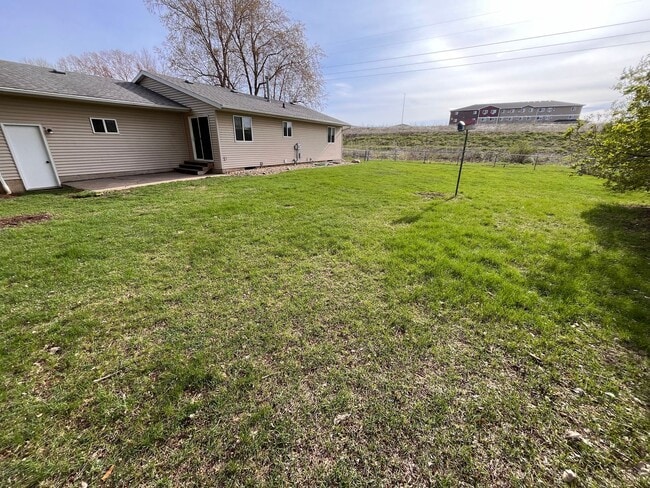 Photo - 5213 E Prospect St