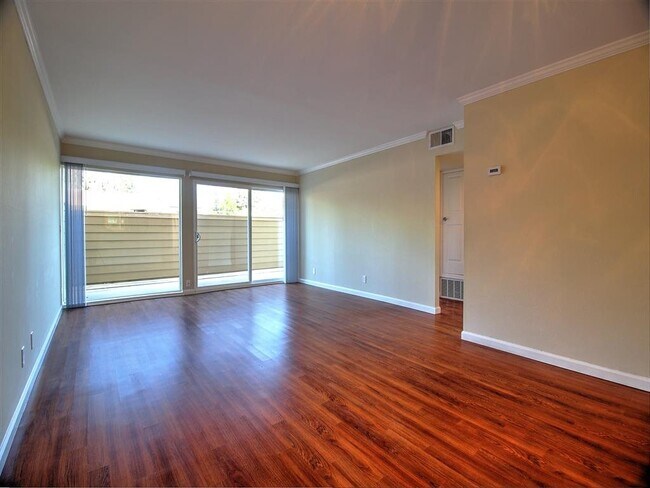 Photo - Sand Hill Place Apartments