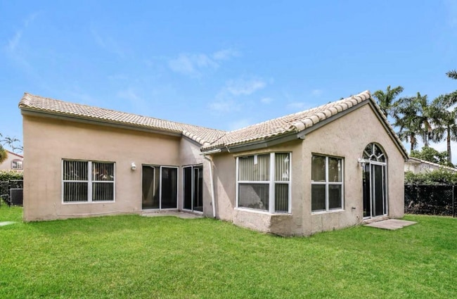Building Photo - 211 NW 187th Ave Rental