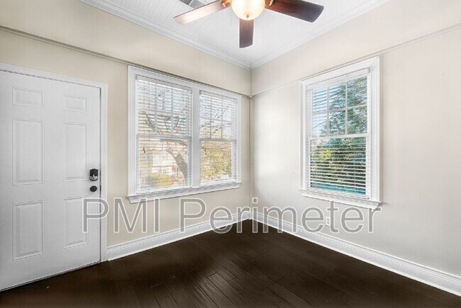 Photo - 537 Morgan St NE Unit 1