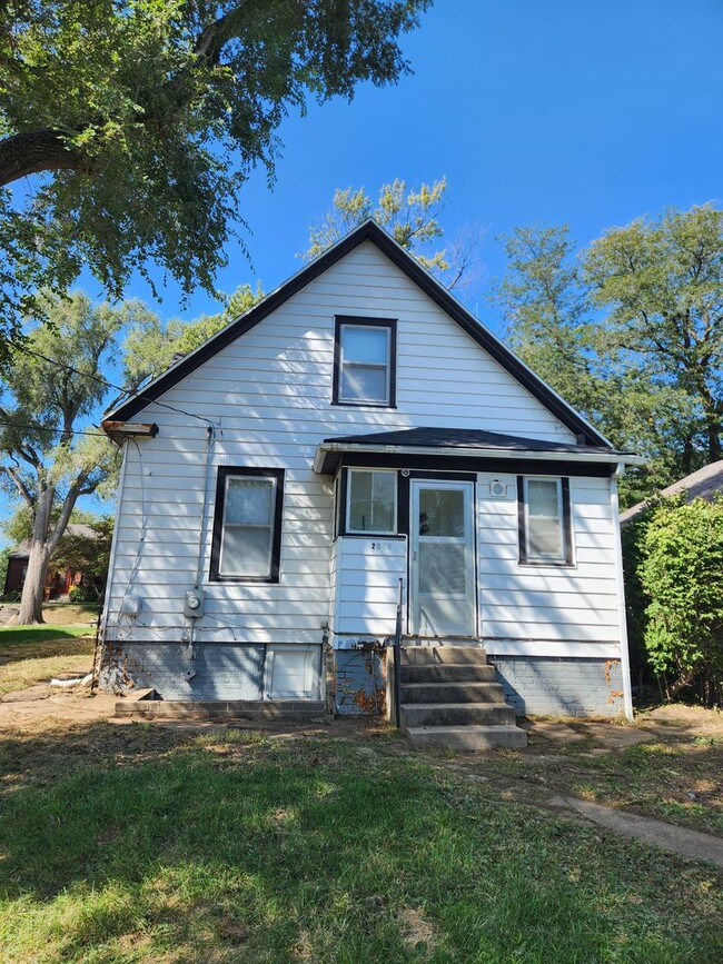 Photo - Great 3 Bed 2 Bath for Rent