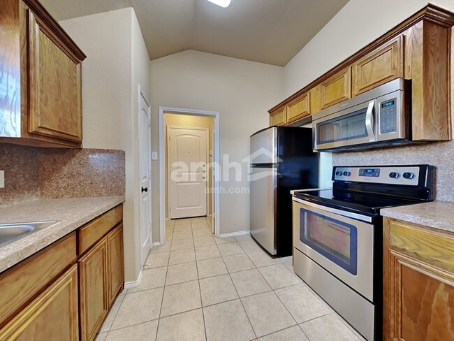 Photo - 313 Wonder Oak Ct