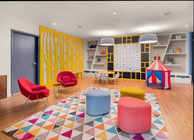 Photo - Brand new 16th floor 2bd/2ba home with cit... Unidad 1602