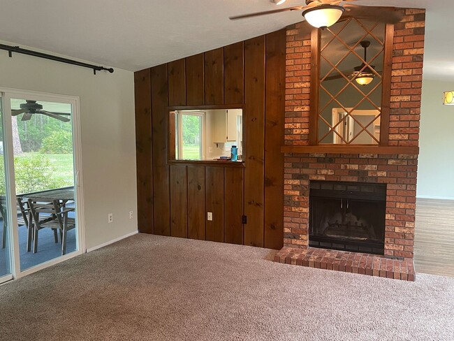 Photo - 3/2 (Northwood Oaks) Beautiful split floor plan home with custom brick accents and large landscap...