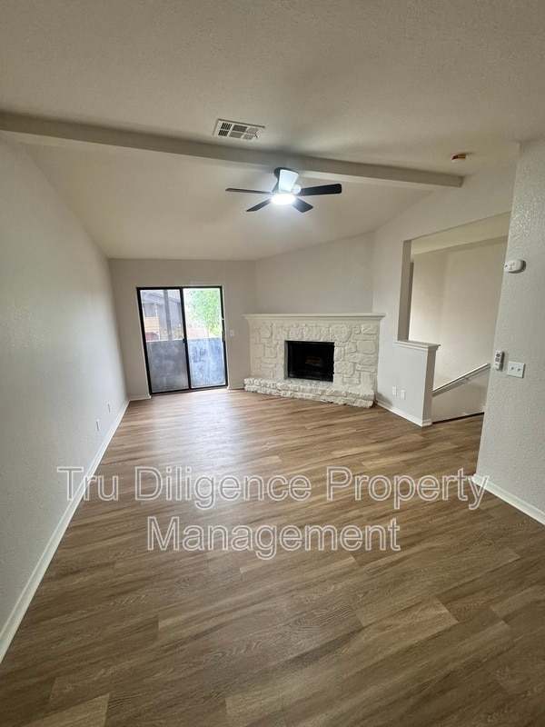 Building Photo - 14425 N Pennsylvania Ave