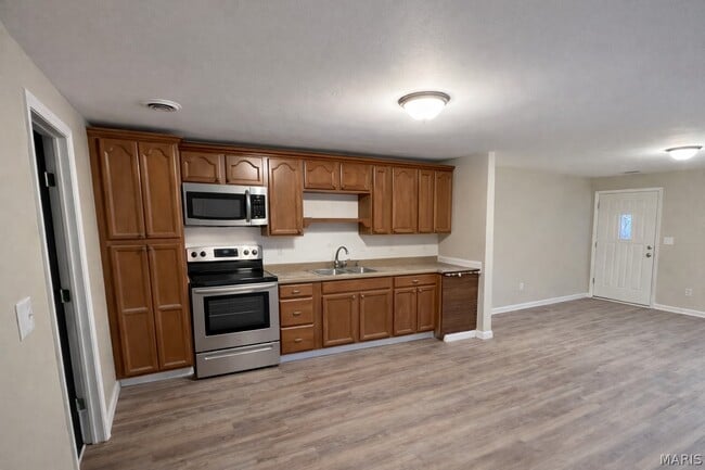 Photo - 455 S 6th St