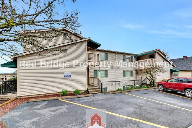 Building Photo - 4314 SW Vw Pt Ter Unit Apt 3