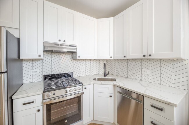 Photo - 5049 N Winchester Ave Unidad 1931-GND