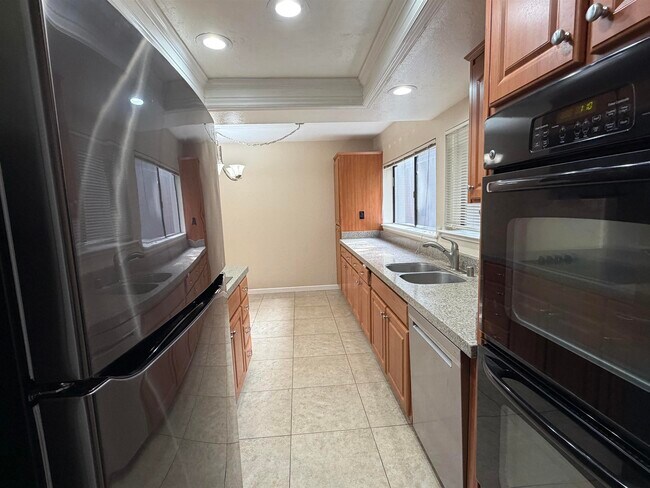 Photo - 5143 Oakdale Ct