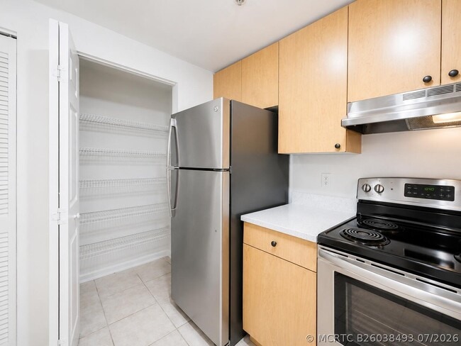 5056 Lantana Rd Unit 4302