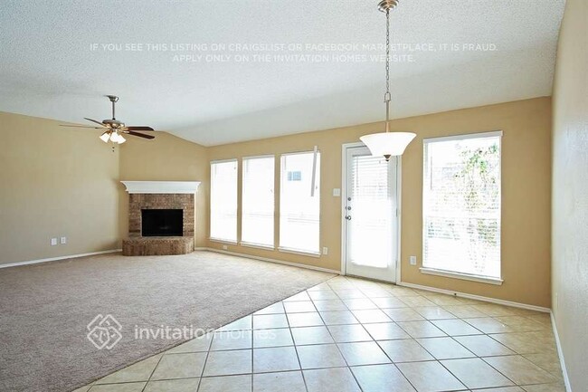 Photo - 614 St Eric Dr