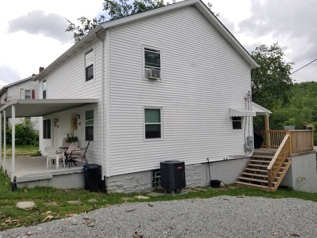 Photo - 231 Prisani Street