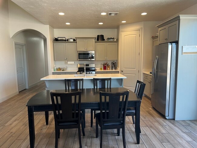 Photo - 3549 W 150 N