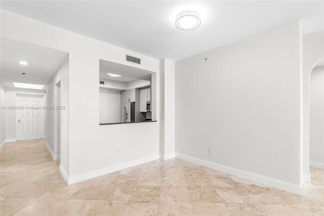 Photo - 3340 NE 190th St
