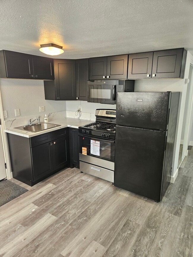 Photo - 814 Unit 814 1/2