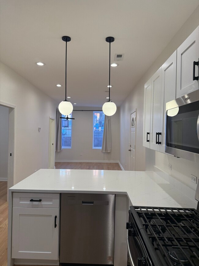 Photo - 1329 W 19th St Unidad Apt 1