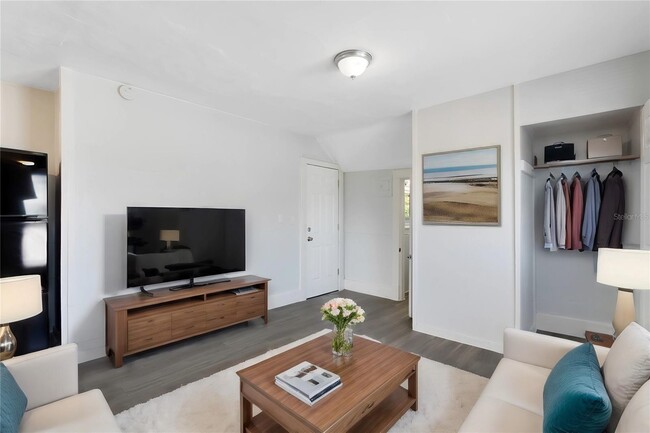 Photo - 812 Pennsylvania Ave