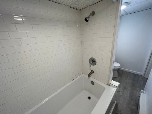 Photo - 568 S Main St Unit 568 2nd F Apartment 2