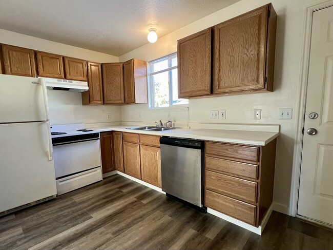 Kaysville #3 - Kaysville #3 Condo Unit 690