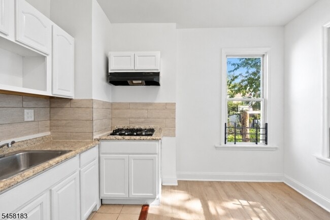 Photo - 15 Highland Ave